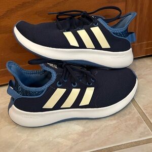 Adidas Kids Dark Blue Sneakers with White Stripes Size 3Y or Women’s Size 5